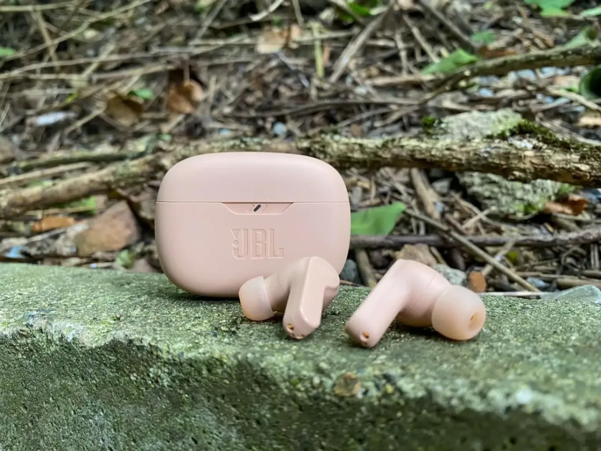 Najlepsze słuchawki bezprzewodowe JBL – ranking, który zaskoczy każdego