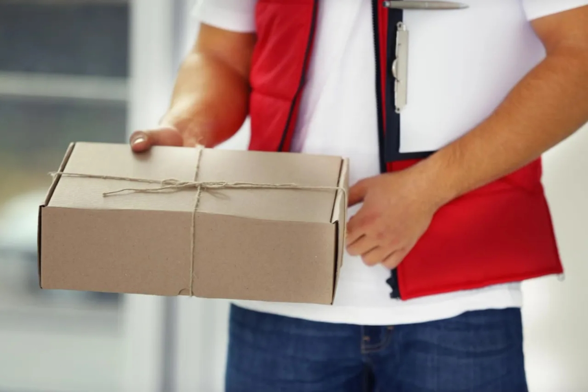 Jak odebrać paczkę InPost bez stresu - proste kroki do sukcesu