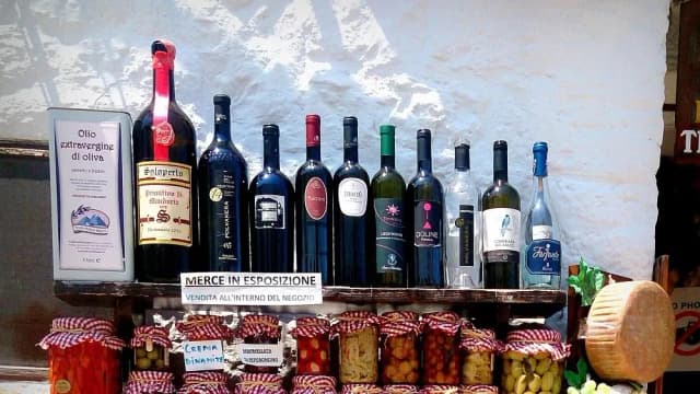 Co warto kupić we Włoszech? Najlepsze produkty i pamiątki, które musisz mieć